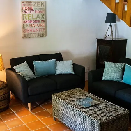 De Merugat בית נופש