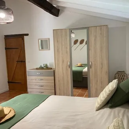 Holiday home De Merugat Valeilles
