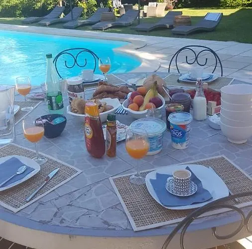 Dom wakacyjny De Merugat *